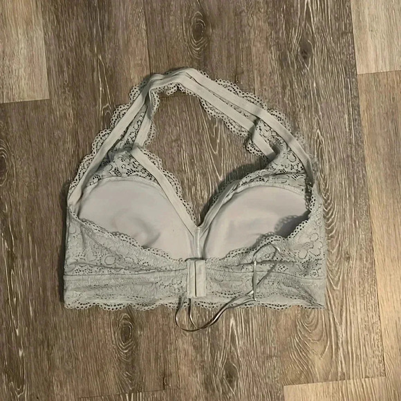 Aerie Bralette - Picture 2 of 4